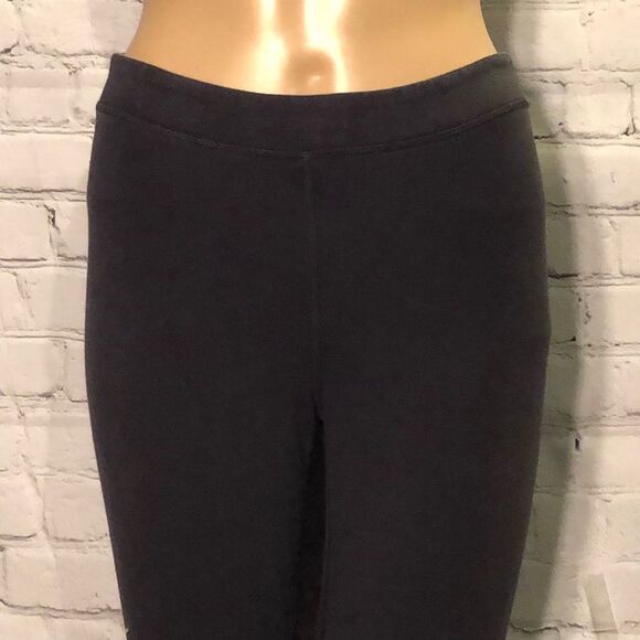 Under Armour Cropped Athletic Leggings Small - Picture 3 of 10